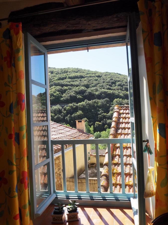 Chambre D'Hotes Le Rougeyras Roquebrun Экстерьер фото